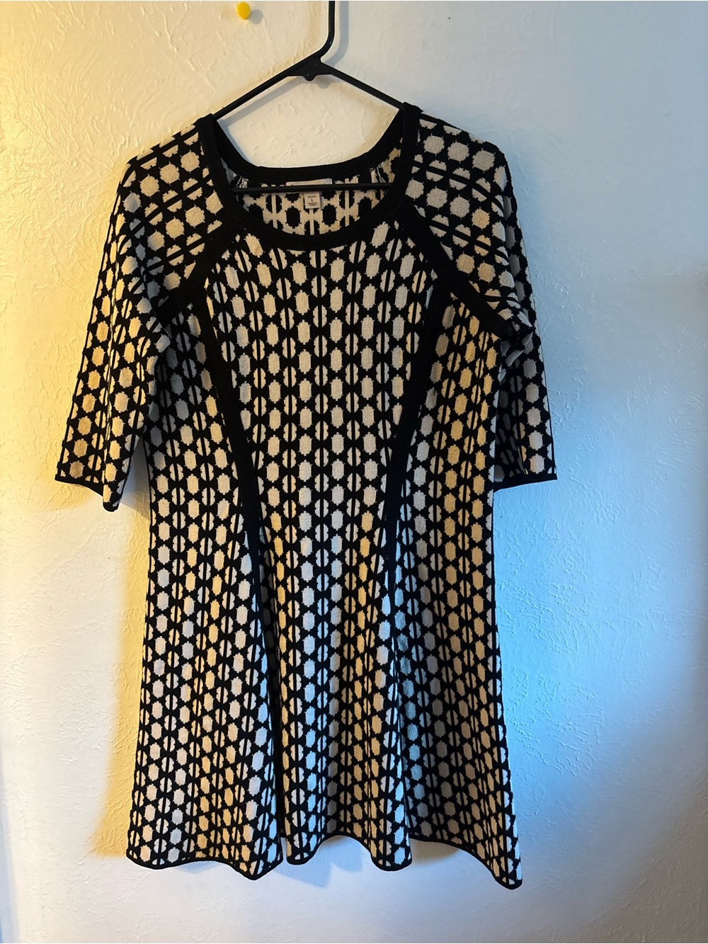 Dress Barn Black and Cream Geometric Knit Women's Dress Petite  Large